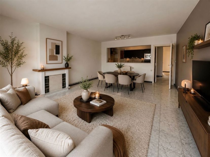 Dit lichtrijk, gerenoveerd  appartement in hartje Sint-Truiden heeft wel  3 slaapkamers en een terras vooraan en achteraan. Het appartement staat mome