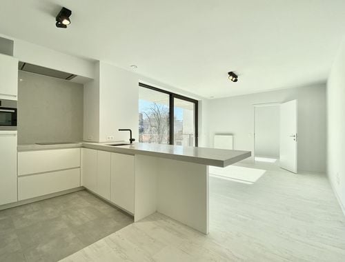                                         Appartement te huur in Antwerpen, € 895

