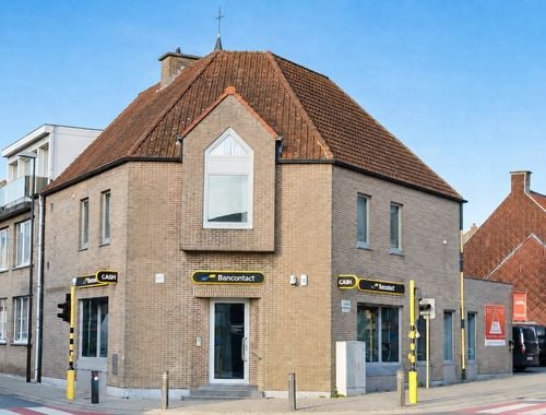                                         Espace de bureaux à vendre à Moorslede, € 120.000
