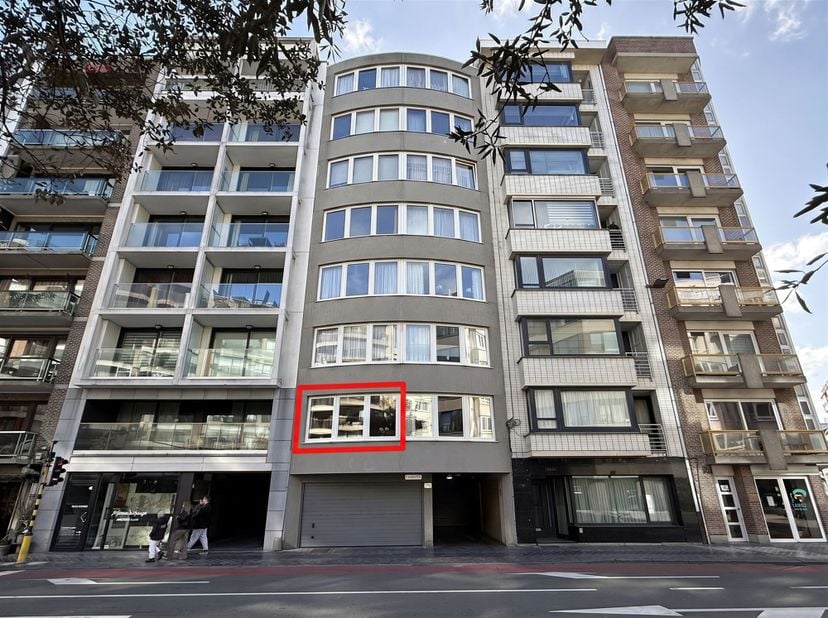 Appartement te koop in Van Iseghemlaan 104 bus 0101,
                    8400 Oostende