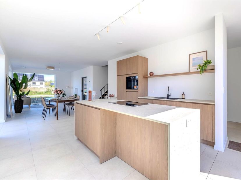 Energiezuinige halfopen nieuwbouwwoning met 3 slaapkamers te Heieinde, Laakdal<br />
Te bezoeken tijdens het opendeurmoment op zaterdag 11/07/2026 van