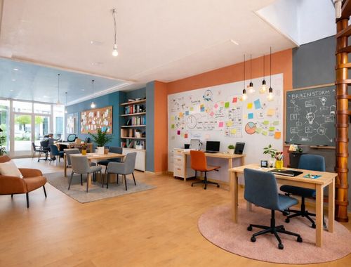                                         Handelspand met woonst te koop in Ieper, € 299.000
