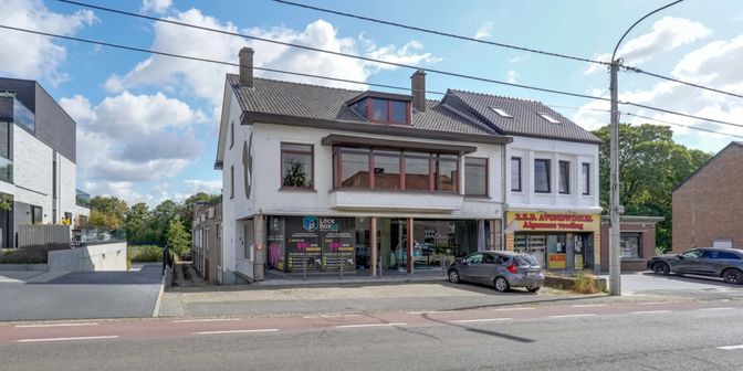 Appartement te koop in VISÉSTEENWEG 225 bus BUS 2, 3770 Zichen-Zussen-Bolder