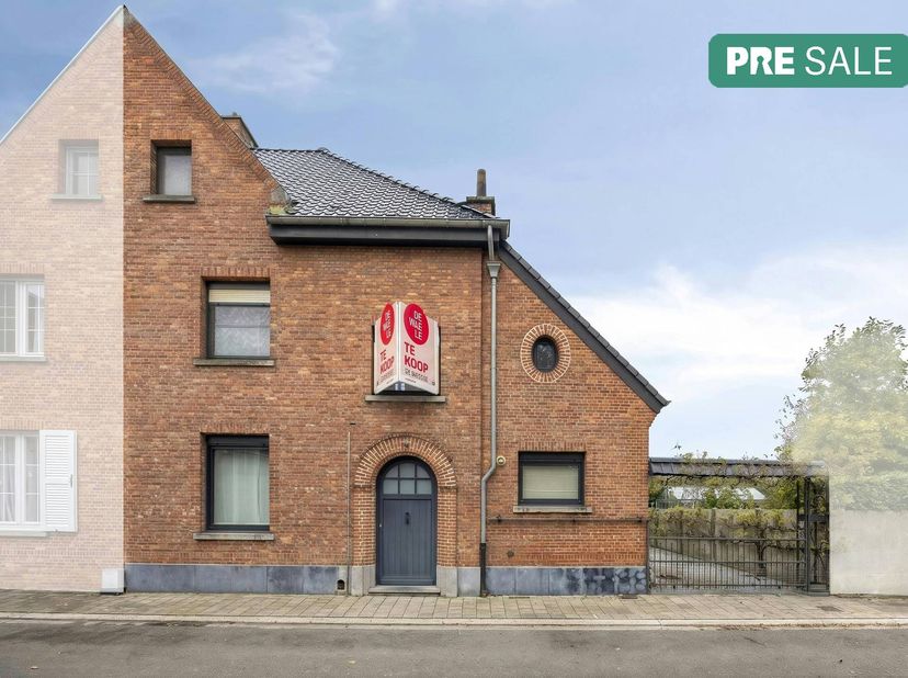 Huis te koop in Turfsteeg 39,
                    2830 Willebroek