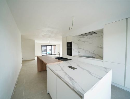                                         Appartement à vendre à Gozée, € 348.000
