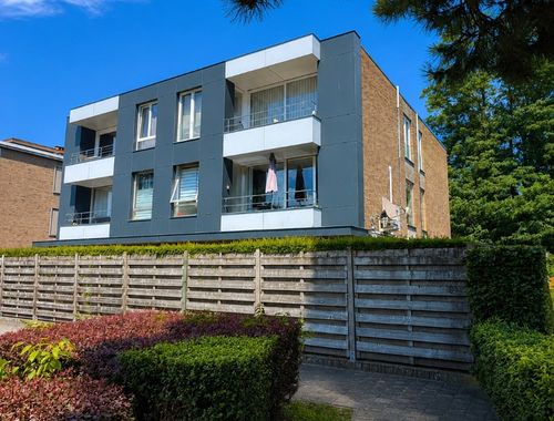                                         Appartement te koop in Sint-Amandsberg, € 275.000
