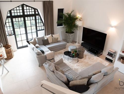                                         Penthouse à louer à Schilde, € 3.000
