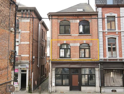                                         Appartement à louer à Dinant, € 650
