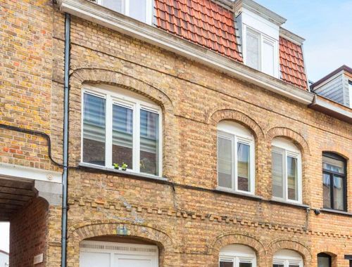                                         Usage mixte à vendre à Ieper, € 295.000
