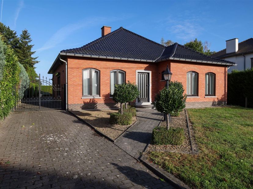Maison à vendre à Koosterstraat  37,
                    3570 Alken