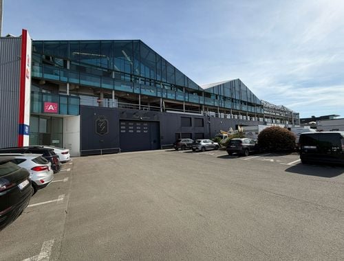                                         Entrepôt avec bureau à vendre à Antwerpen, € 2.650.000
