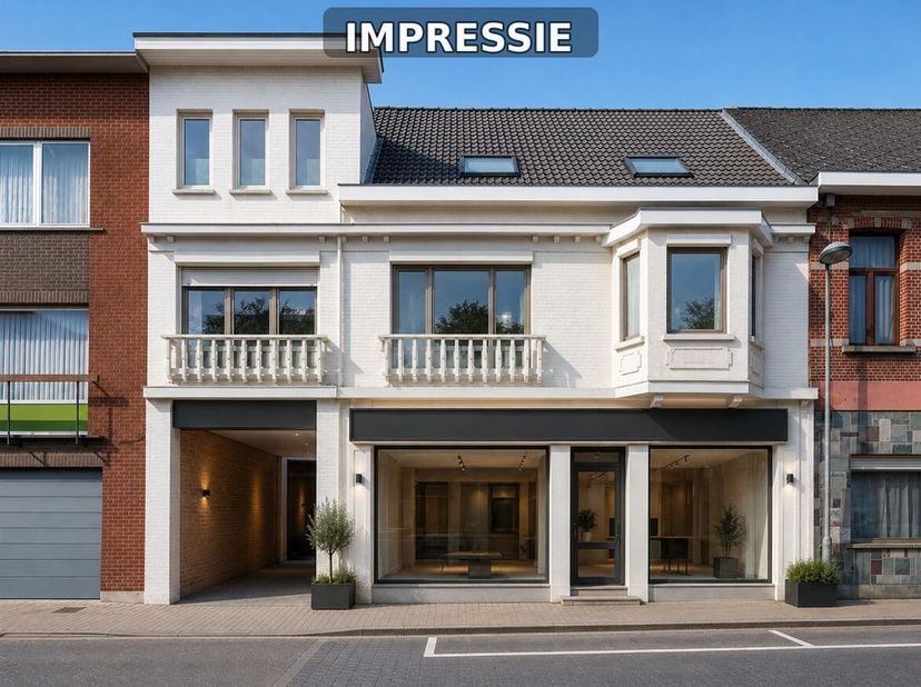 Aan de Pastoor Mellaertsstraat 46 in Heist-op-den-Berg vindt u een ruim handelspand met een sterke straatzichtbaarheid en een bestaande commerciële in