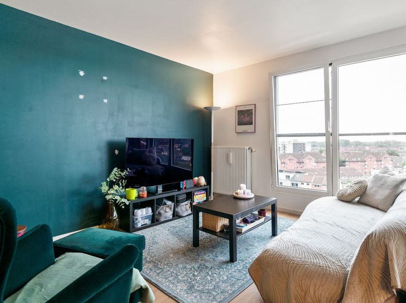 Appartement te koop in Staakskensstraat  62 bus 802,
                    9000 Gent