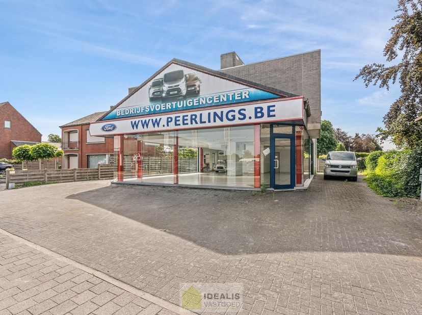 Bedrijfsvastgoed te koop in Lindelsebaan 35,
                    3900 Overpelt