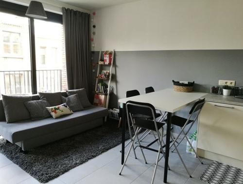                                         Appartement te huur in Antwerpen, € 895

