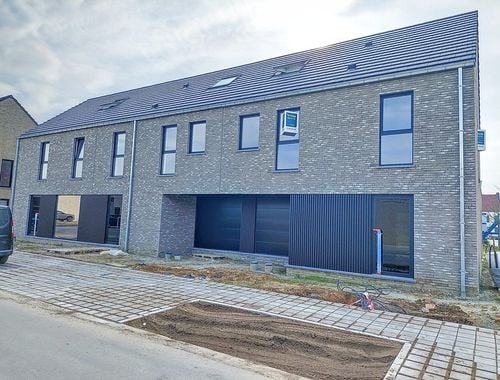                                         Woning te koop in Beveren-Leie, € 396.300
