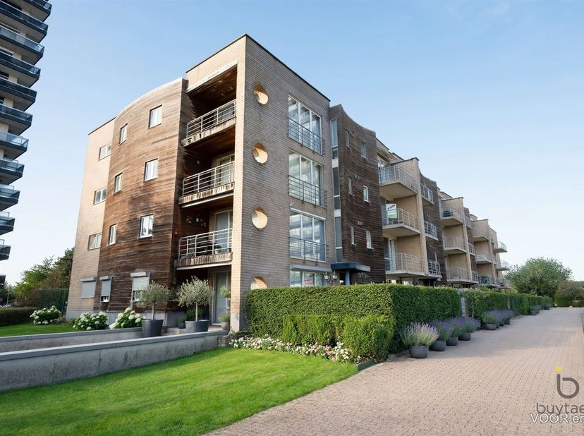 Appartement te koop in Leiebos 27 A  bus 32,
                    2170 Merksem