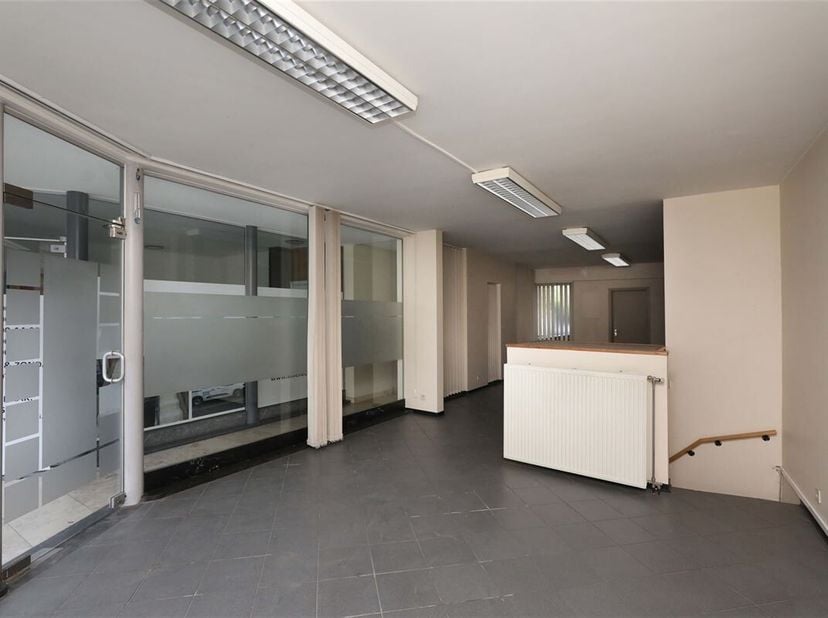 Bien professionnel à vendre
                    à 3840 Borgloon