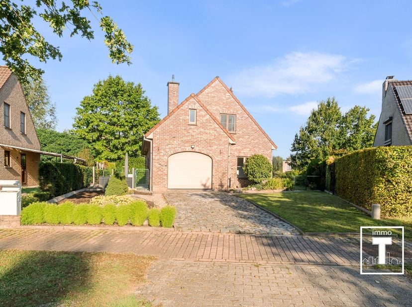 Maison à vendre à Mijleekstraat 4,
                    9820 Merelbeke