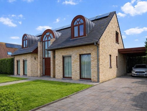                                         Woning te koop in Oostduinkerke, € 749.000
