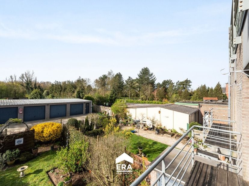 Garage à vendre
                    à 9900 Eeklo