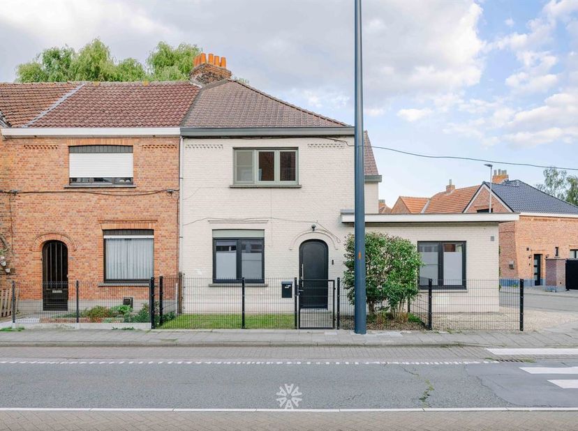 Huis te koop in Zwijnaardsesteenweg 681,
                    9000 Gent