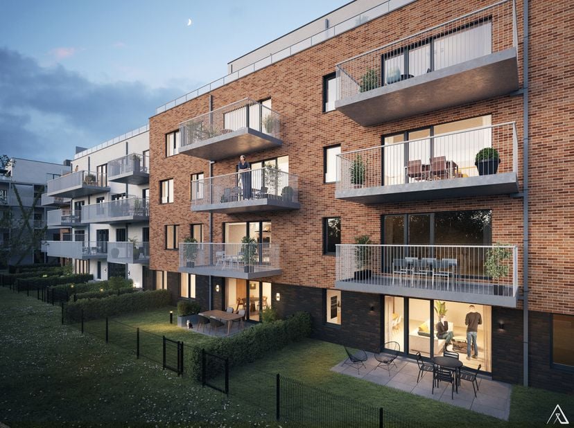 L'appartement dispose de finitions de qualité avec notamment :<br />
<br />
- Porte d'entrée coupe-feu et anti-effraction avec serrure de sécurité à 3
