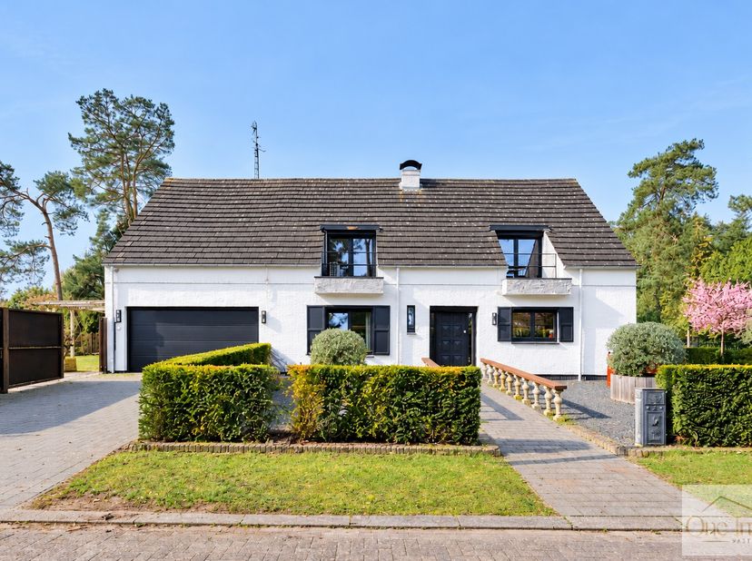 Huis te koop in Rogier van der Weydendreef 7,
                    3920 Lommel