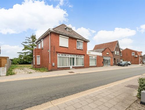                                         Handelspand met woonst te koop in Neerpelt, € 323.000
