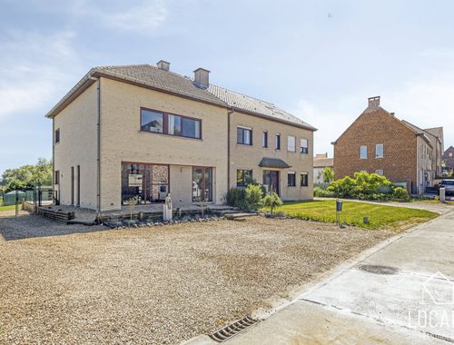                                         Woning te koop in Appelterre-Eichem, € 425.000
