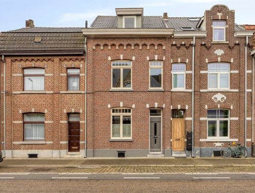                                         Rijwoning te koop in Maaseik, € 345.000
