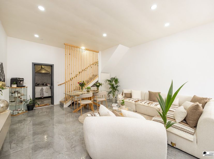 Huis te koop in ,
                    2170 Merksem