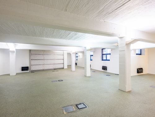                                         Kantoor te huur in Antwerpen, € 1.619
