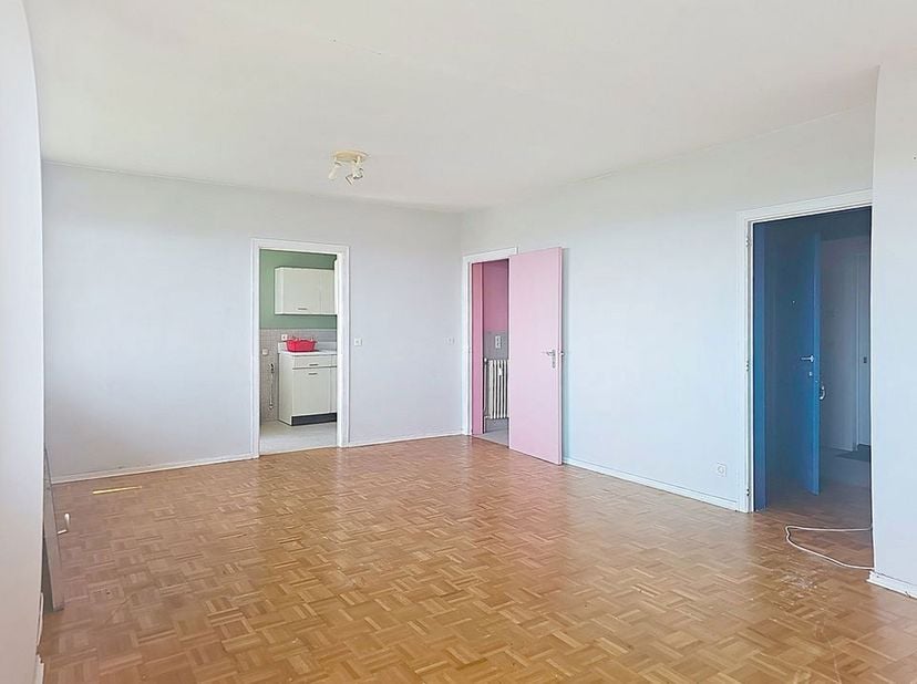 Appartement te koop in Avenue Minerve 15,
                    1190 Vorst