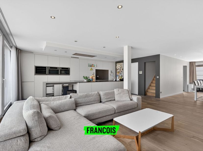 Huis te koop in Loodsenstraat 22,
                    8400 Oostende