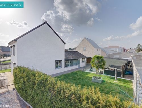                                         Woning te koop in Maaseik, € 349.000

