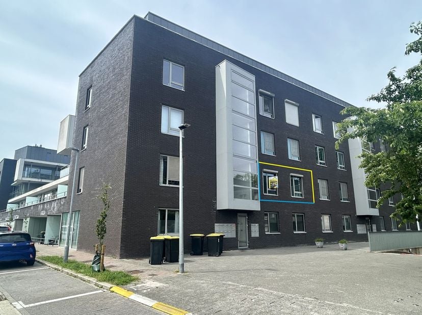 Op een uitstekende locatie aan de Wildemansweg in Herent bevindt zich deze gezellige en energiezuinige flat op de eerste verdieping van een verzorgd e