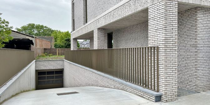 Garage à louer à Haiglaan 103 boîte -SP1, 8900 Ieper