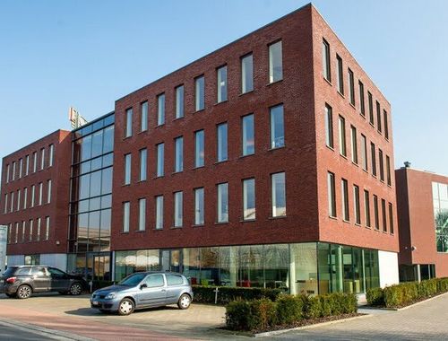                             Bureaux à louer à Zele
