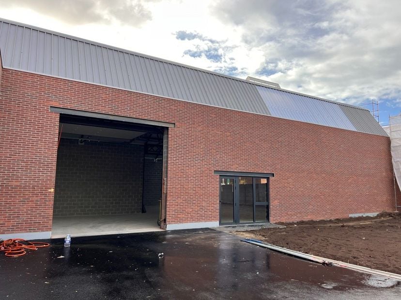 Bien professionnel à vendre
                    à 9270 Kalken