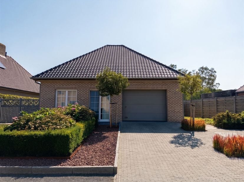 Maison à vendre
                    à 2400 Mol