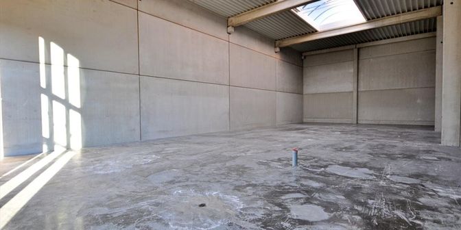 Bedrijfsvastgoed te huur in Viermaartlaan 4 bus 5, 9600 Ronse