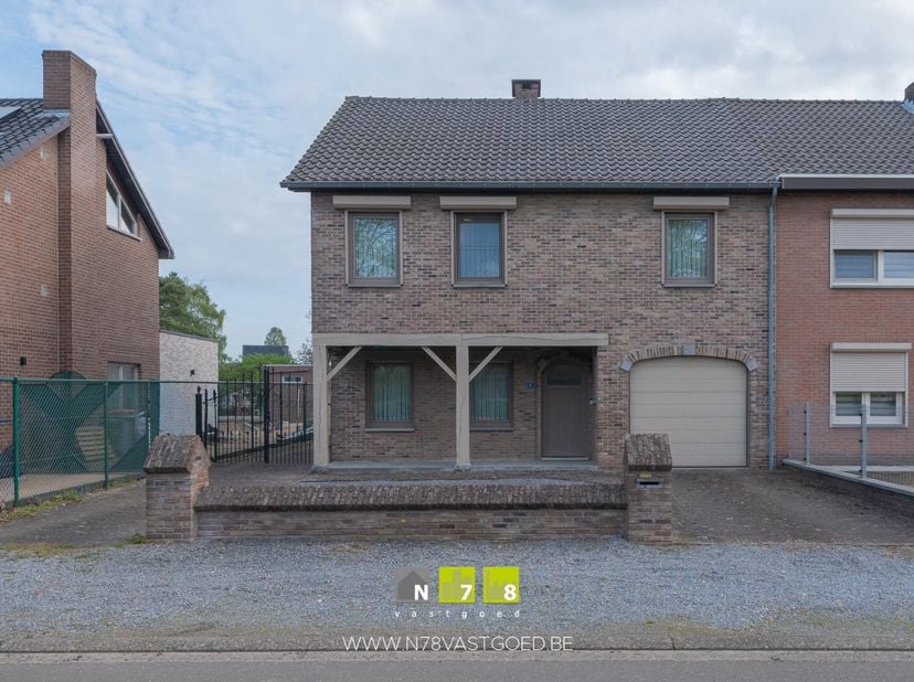 Maison à vendre
                    à 3621 Rekem