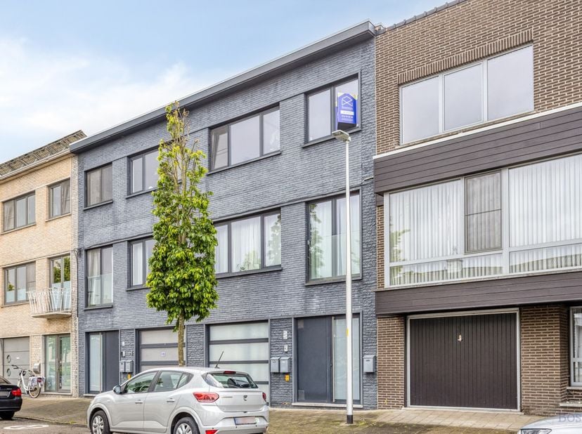 Appartement met 1 slaapkamer te koop in centrum Tessenderlo<br />
<br />
In Eersels, een rustige wijk in het centrum van Tessenderlo, vinden we dit le