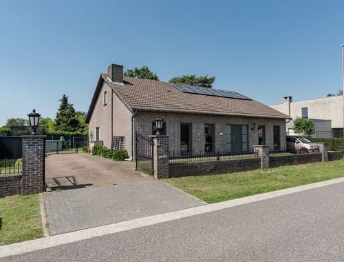                                         Woning te koop in Overpelt, € 379.000

