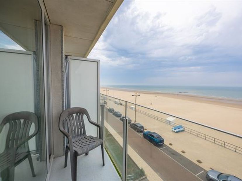 Appartement te koop in Zeedijk 257 bus 0307,
                    8430 Middelkerke