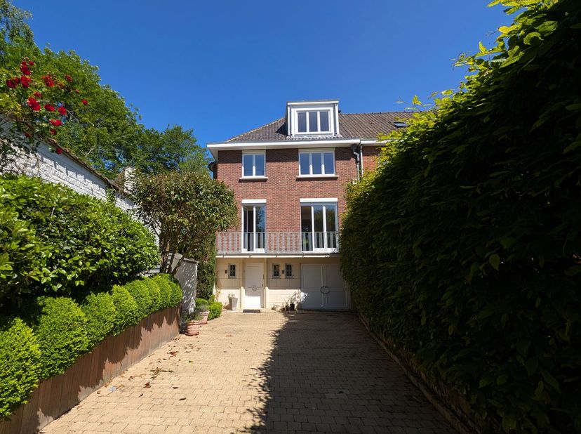 Huis te koop in ,
                    1170 Watermaal-Bosvoorde