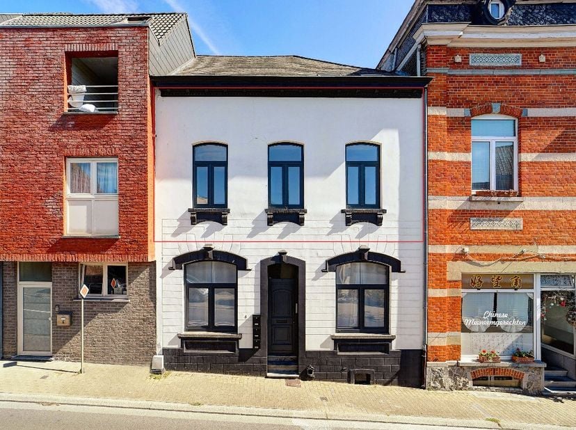 Te koop: gezellig appartement in het centrum van Overijse, op korte afstand van scholen, openbaar vervoer en invalswegen.Dit karaktervolle appartement
