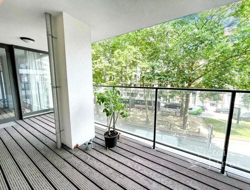                                         Appartement te huur in Brussel, € 2.000
