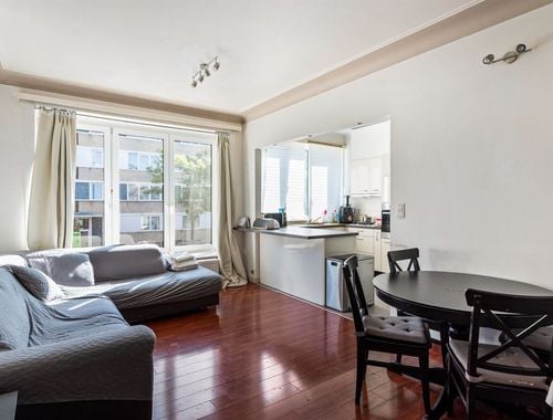                                         Appartement te koop in Berchem, € 225.000

